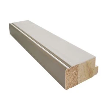 Beli okvir okenskega okna